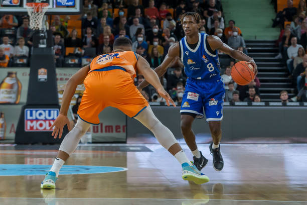 而这正是他 而这正是他